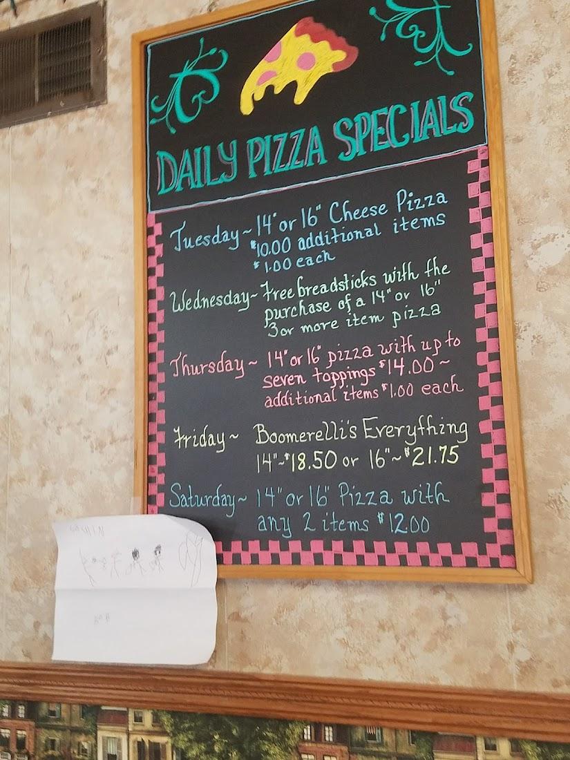 Boomerelli's Pizza